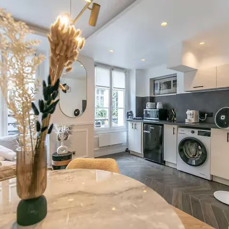 Luxury 1bdr 4p In The Heart Of