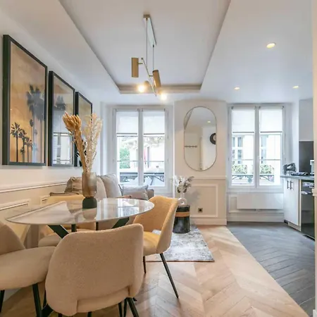 Apartment Luxury 1bdr 4p In The Heart Of