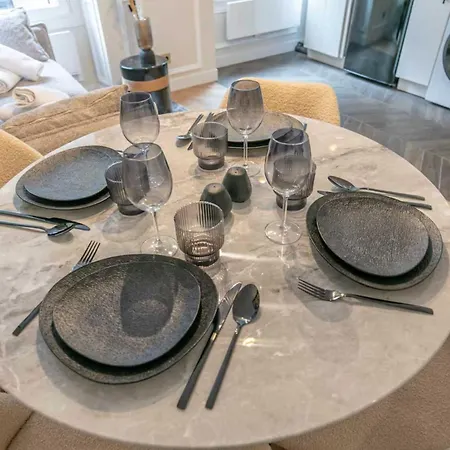 Luxury 1bdr 4p In The Heart Of